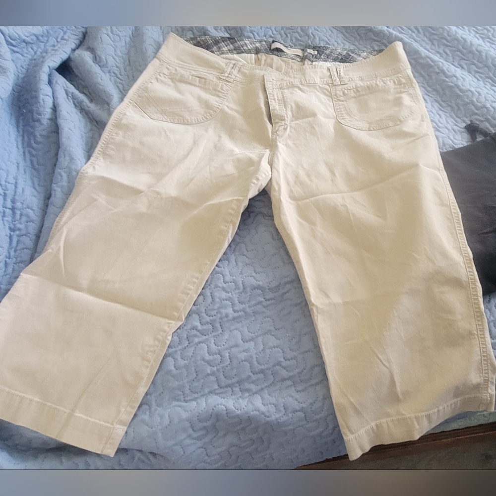 Old Navy Capris